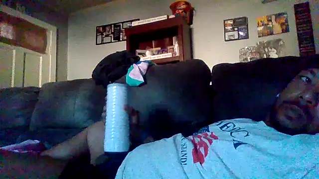 Snapshot of Creationmonster0 chatting on October 2025 10:30:01 PM Creationmonster0 online show from October 2025 10:30:01 PM