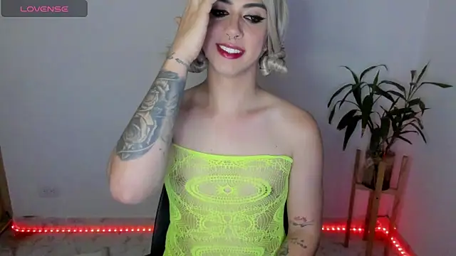 ashley sans2000 online show from November 2025 10:18:01 AM