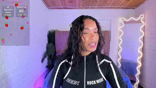 penelope tay1 online show from November 2025 03:16:01 AM