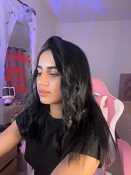 Emily-14 online show from November 2025 03:20:02 AM