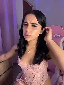 Emily-14 online show from February 2026 04:52:01 AM