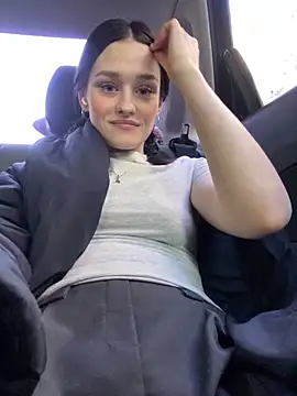 Mia Mia M online show from February 2026 12:50:02 PM