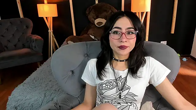 Snapshot of vampy_dolll chatting on December 2024 01:01:02 PM vampy dolll online show from December 2024 01:01:02 PM