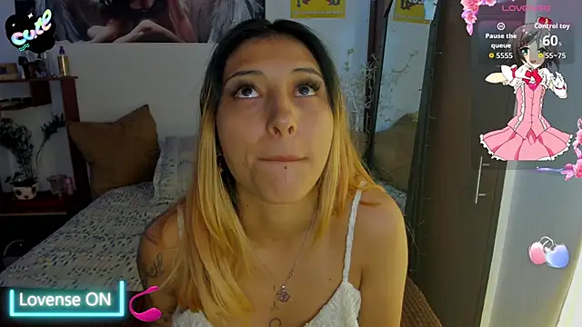 cuteweed420 online show from October 2025 08:34:02 AM