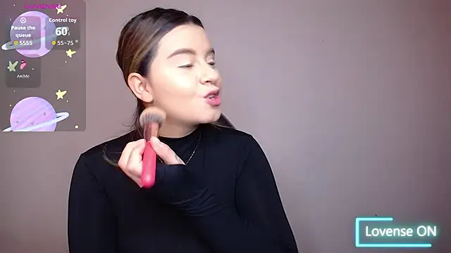 Snapshot of SaraBraun_ chatting on February 2026 05:11:01 PM SaraBraun online show from February 2026 05:11:01 PM