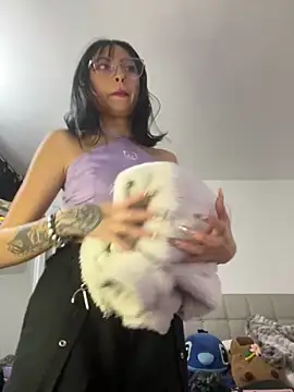 Any Roussee online show from September 2025 11:40:02 PM