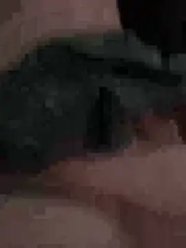 Snapshot of ouiiii27 chatting on December 2024 11:14:02 PM ouiiii27 online show from December 2024 11:14:02 PM