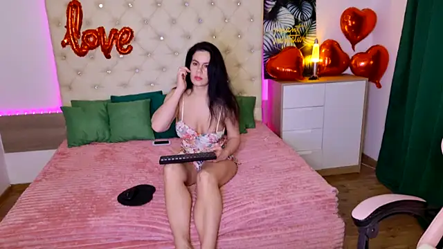 KattieSims online show from February 2025 03:43:01 AM