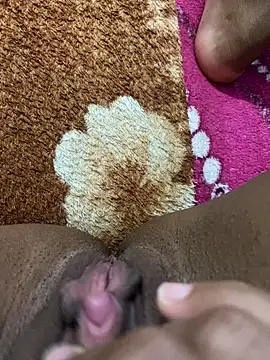 Gordelicia03 online show from October 2025 07:24:02 PM