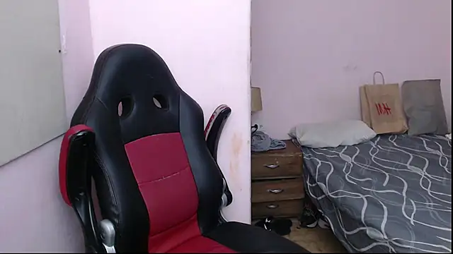 Snapshot of mr_stiven_ chatting on January 2025 03:47:01 AM mr stiven  online show from January 2025 03:47:01 AM