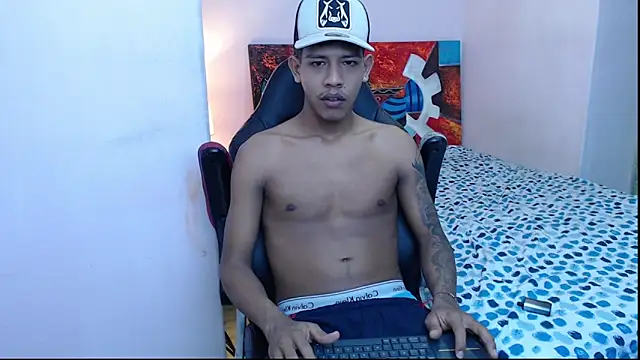 Snapshot of mr_stiven_ chatting on January 2025 07:38:02 AM mr stiven  online show from January 2025 07:38:02 AM