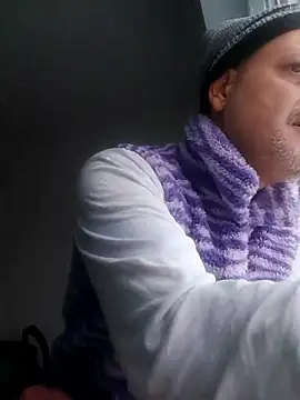 Snapshot of Husoban chatting on January 2026 12:10:02 PM Husoban online show from January 2026 12:10:02 PM