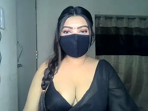 Snapshot of ishi_Beauty chatting on April 2026 05:22:01 AM ishi Beauty online show from April 2026 05:22:01 AM
