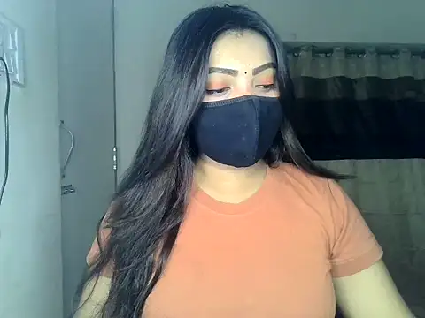 Snapshot of ishi_Beauty chatting on May 2026 04:50:01 AM ishi Beauty online show from May 2026 04:50:01 AM