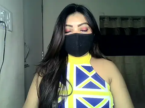 Snapshot of ishi_Beauty chatting on May 2026 05:59:02 AM ishi Beauty online show from May 2026 05:59:02 AM