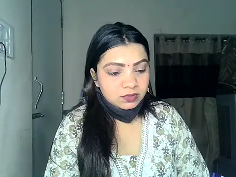 Snapshot of ishi_Beauty chatting on July 2026 07:17:01 AM ishi Beauty online show from July 2026 07:17:01 AM