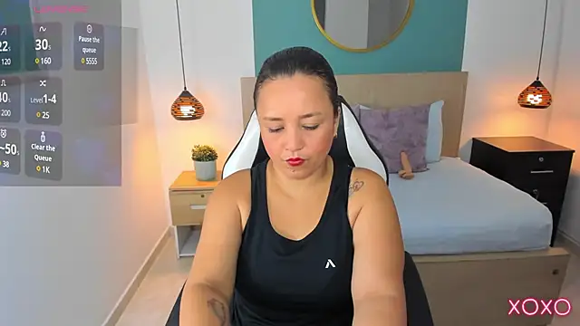 linda rios  online show from February 2025 01:36:01 AM