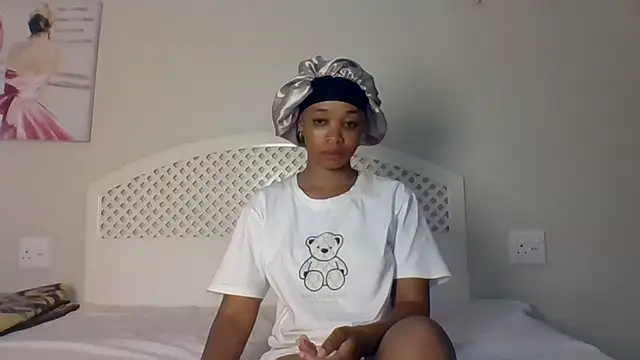 Snapshot of NishA-022 chatting on January 2025 07:11:01 PM NishA-022 online show from January 2025 07:11:01 PM