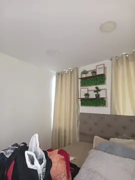 sasi luna online show from February 2026 02:01:02 PM