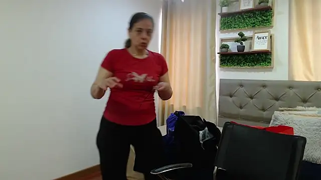 Snapshot of sasi_luna chatting on May 2026 01:41:01 PM sasi luna online show from May 2026 01:41:01 PM