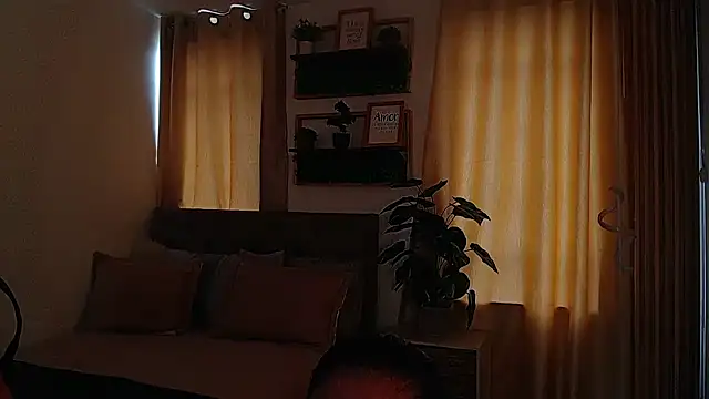 Snapshot of sasi_luna chatting on May 2026 01:31:01 PM sasi luna online show from May 2026 01:31:01 PM