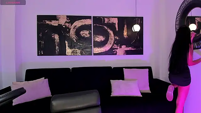 BellaCarteer  online show from March 2025 12:35:02 PM