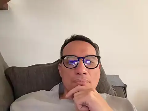 alex ruiz85 online show from January 2026 07:50:02 PM