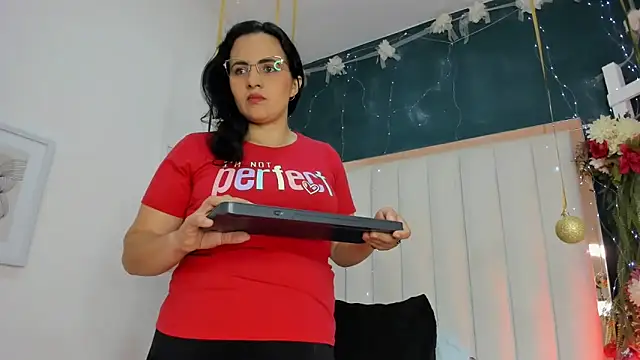 africa holmes online show from February 2026 02:26:01 AM