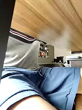 Snapshot of Bombi22 chatting on January 2025 04:49:02 PM Bombi22 online show from January 2025 04:49:02 PM