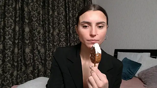 Lesyisme online show from January 2025 01:43:02 AM