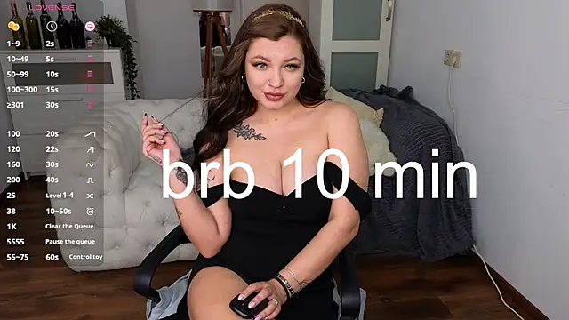 Snapshot of KAREN_NIX chatting on December 2024 12:39:02 AM KAREN NIX online show from December 2024 12:39:02 AM