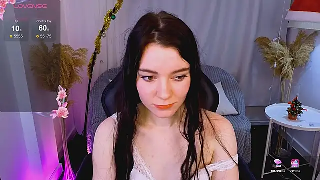 Lana  Cute  online show from December 2024 03:26:01 PM