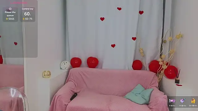 Lana  Cute  online show from February 2025 06:40:01 PM