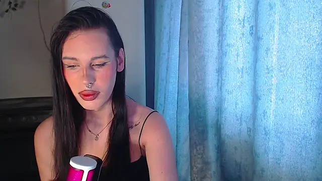 Cassie Bae online show from May 2026 12:32:01 PM