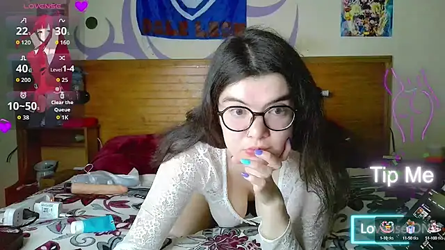 Snapshot of MilahHot13 chatting on September 2025 01:38:02 AM MilahHot13 online show from September 2025 01:38:02 AM