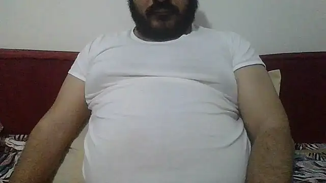 Snapshot of UrfavSlaveBitch chatting on April 2026 06:38:01 PM UrfavSlaveBitch online show from April 2026 06:38:01 PM