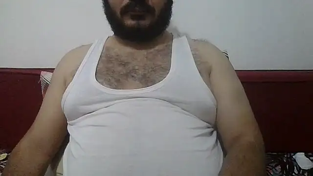 Snapshot of UrfavSlaveBitch chatting on May 2026 06:09:01 PM UrfavSlaveBitch online show from May 2026 06:09:01 PM