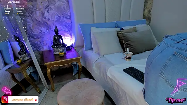 LucyanaSilva online show from February 2025 11:10:02 AM