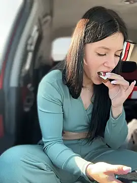 Snapshot of JulliaVegas chatting on February 2025 05:41:01 AM JulliaVegas online show from February 2025 05:41:01 AM