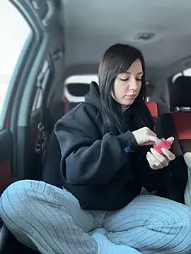 Snapshot of JulliaVegas chatting on March 2026 01:40:02 AM JulliaVegas online show from March 2026 01:40:02 AM