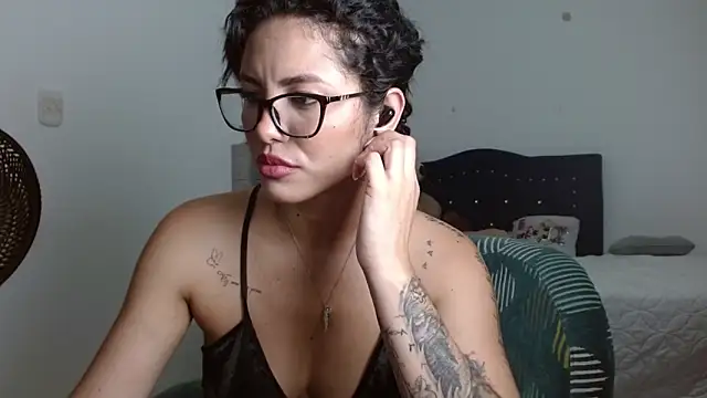 Snapshot of Sexy_Lia_ chatting on February 2026 02:16:02 AM Sexy Lia online show from February 2026 02:16:02 AM