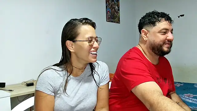 Snapshot of Paloma_Desire chatting on December 2024 12:42:01 PM Paloma Desire online show from December 2024 12:42:01 PM