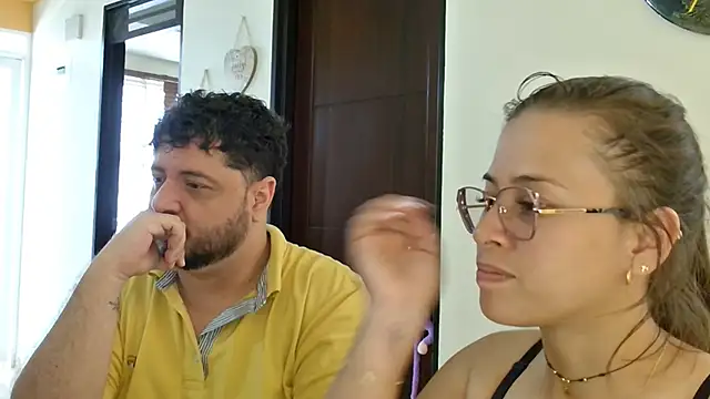 Snapshot of Paloma_Desire chatting on March 2025 04:40:02 PM Paloma Desire online show from March 2025 04:40:02 PM