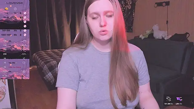 Snapshot of Alice_Dreamgirl_ chatting on October 2025 09:42:01 AM Alice Dreamgirl  online show from October 2025 09:42:01 AM