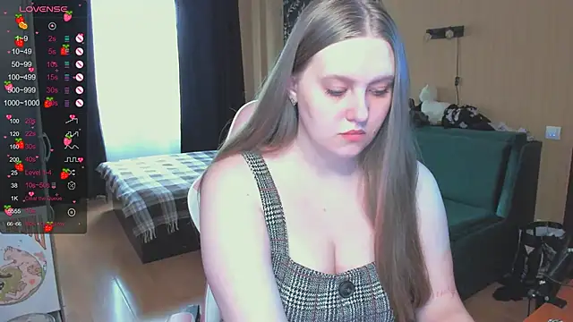 Snapshot of Alice_Dreamgirl_ chatting on November 2025 10:36:02 AM Alice Dreamgirl  online show from November 2025 10:36:02 AM