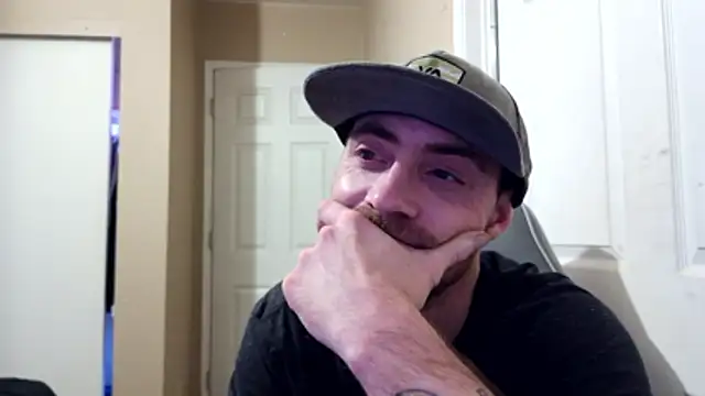 Huntzg23 online show from March 2026 05:34:01 AM