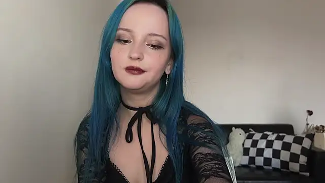 bumble bee online show from December 2024 10:40:02 AM