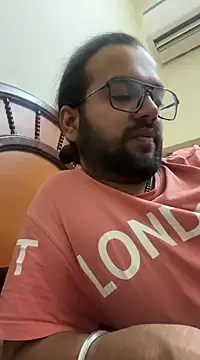 Arsh Loves Luv online show from December 2024 12:24:01 PM