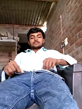 Suraj223kumar online show from October 2025 04:19:02 AM