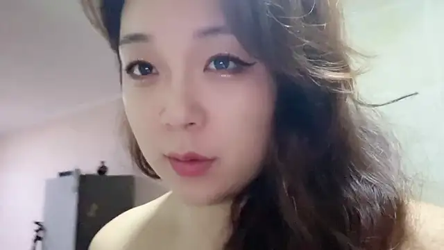 Snapshot of Z30966903S chatting on February 2026 12:11:01 PM Z30966903S online show from February 2026 12:11:01 PM